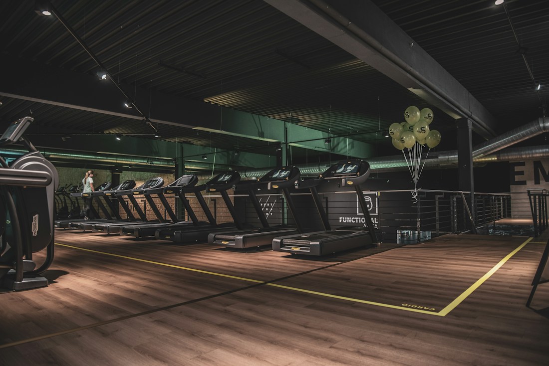 Detalle del equipamiento deportivo